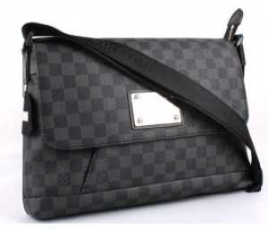 7A Louis Vuitton Damier Graphite Canvas N51215 Replica